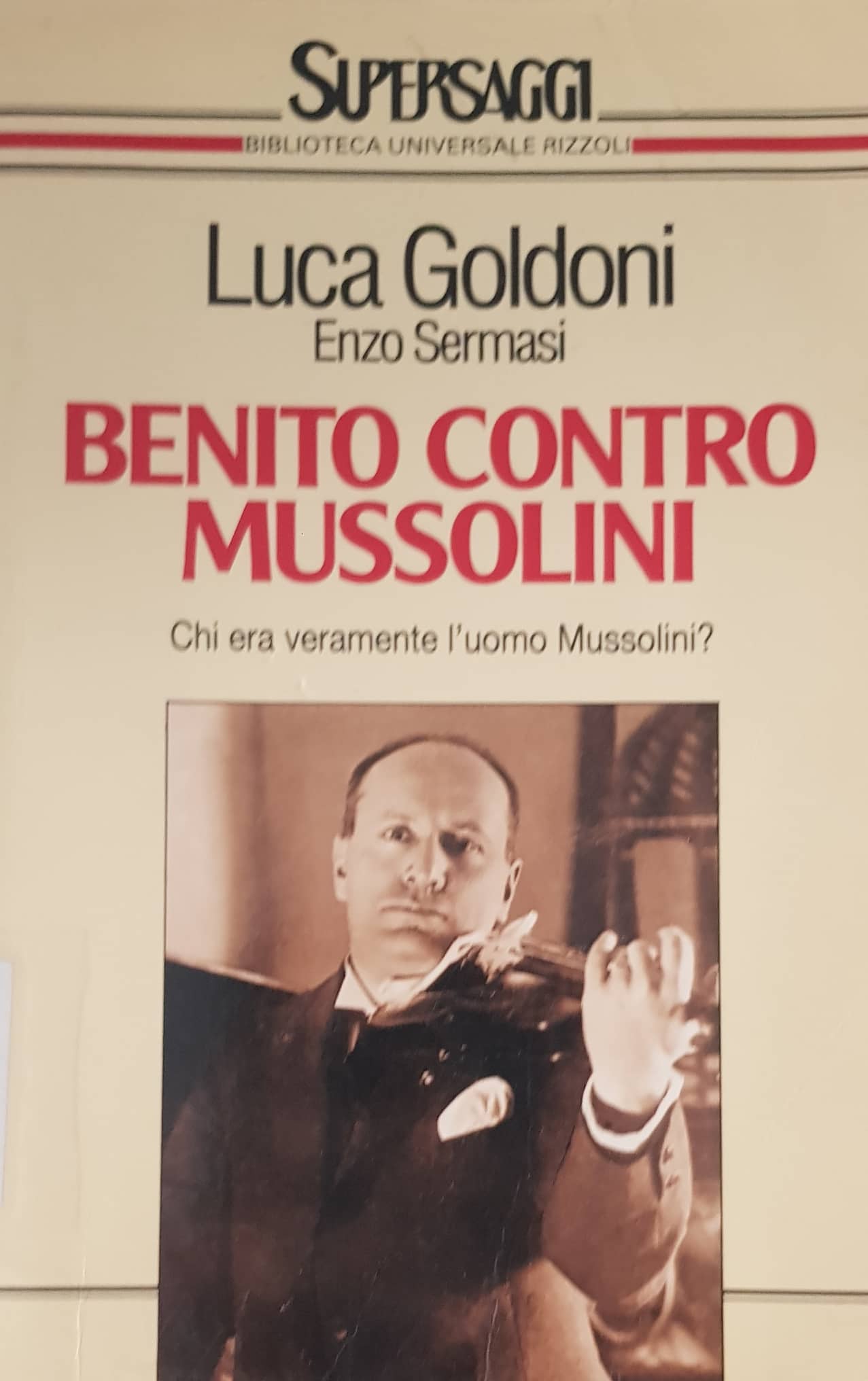 Copertina di Benito contro Mussolini